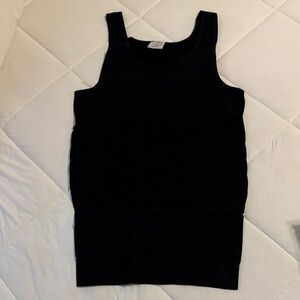 Black Sleeveless Top